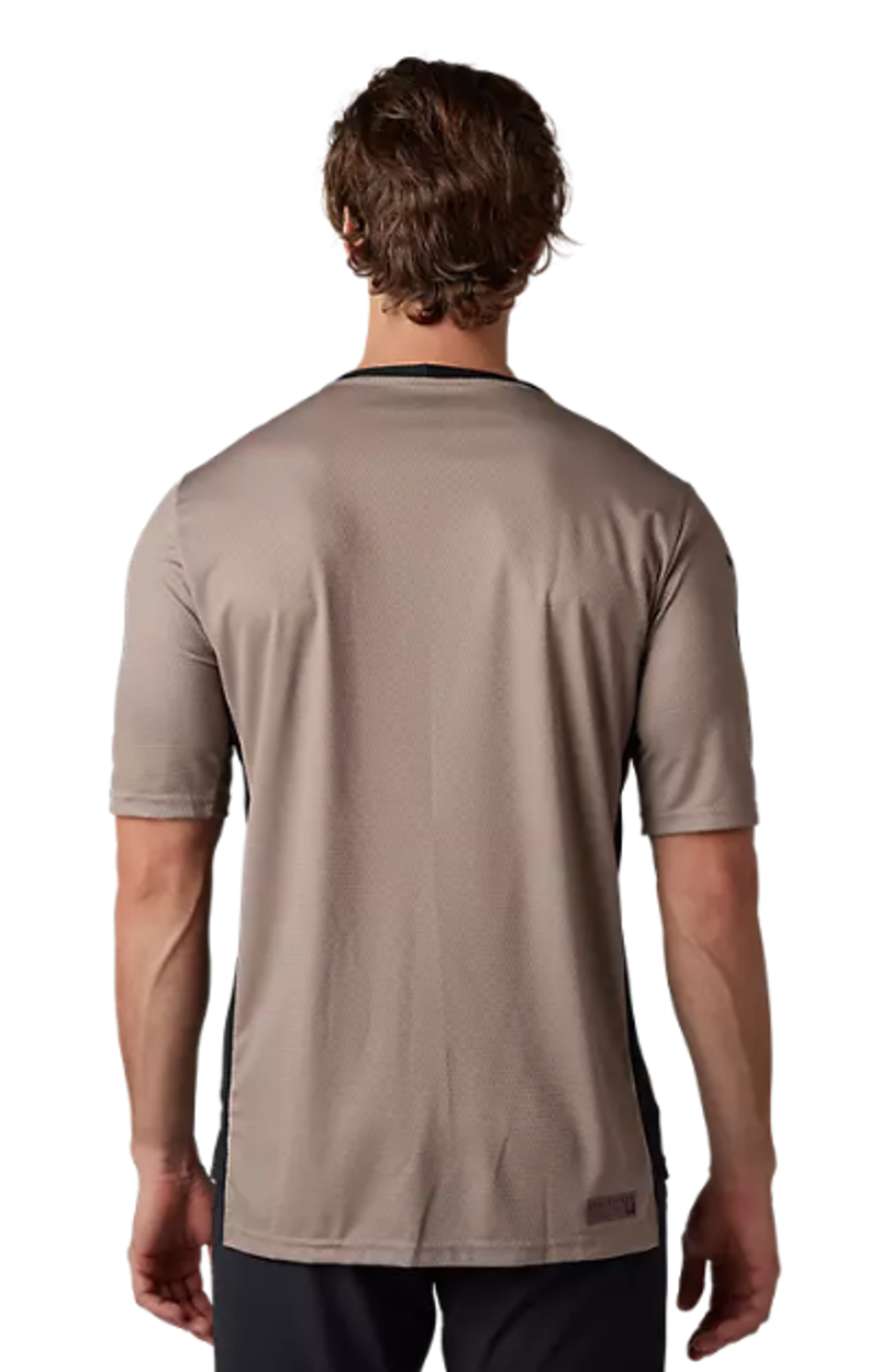 Fox Racing Defend Short Sleeve Jersey in Mocha-2